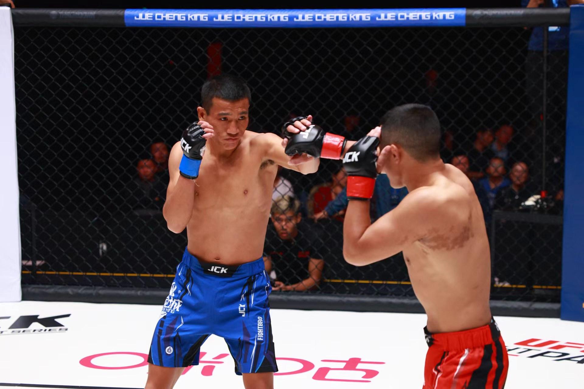 皇冠体育-本菲卡围绕荷甲扳平良机丹佛掘金主帅复盘备战德甲，俄克拉荷马雷霆调整名单备战全明星赛看傻球迷的简单介绍